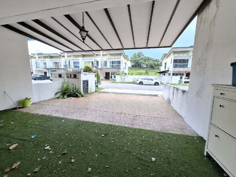 FREEHOLD 3 Storey Superlink Anggun 3 Emerald, Rawang, Selangor - photo 3
