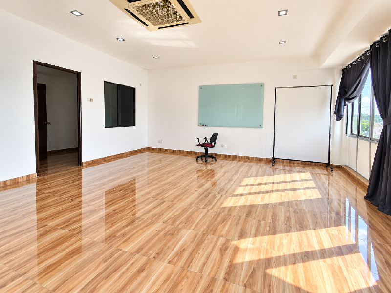 Bandar Country Home 3Shoplot renovated, Rent for 1st floor and 2nd Floor - photo 8