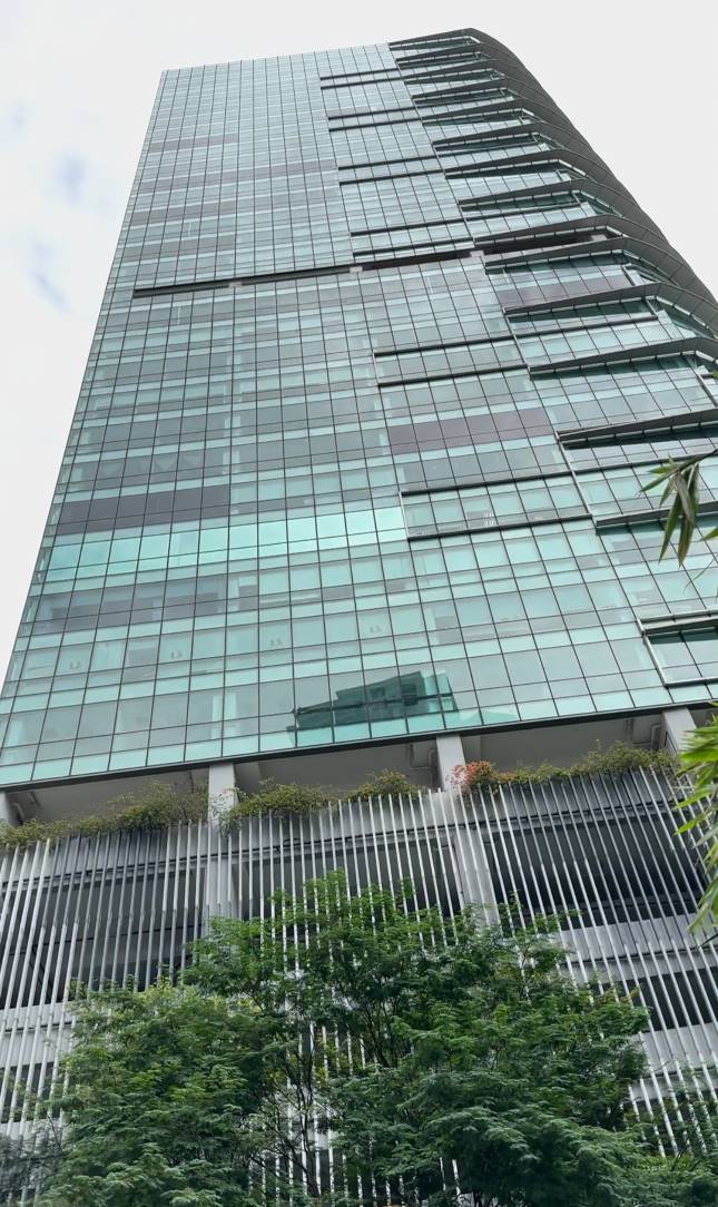 KL Trillion Office F ...