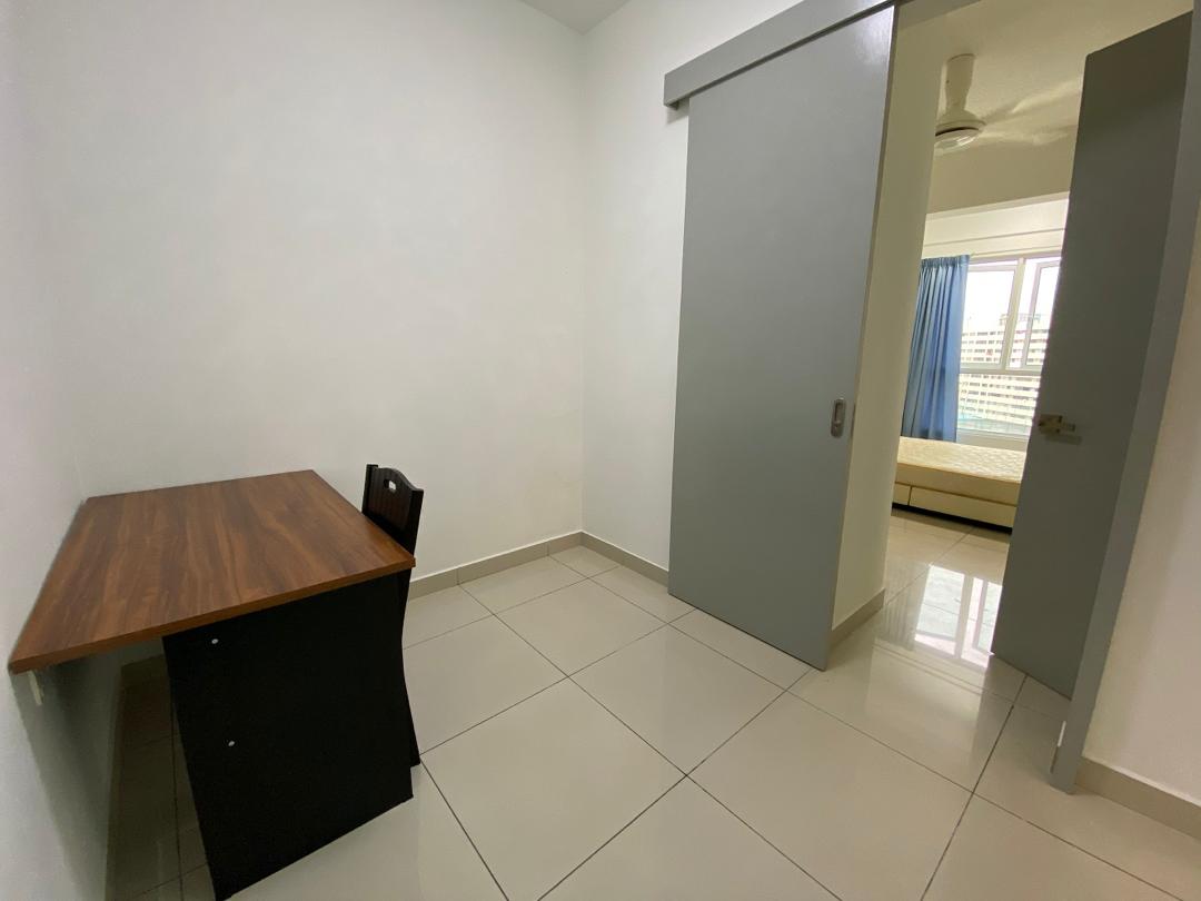 F-6-12 Tropicana Bay Residence - photo 4