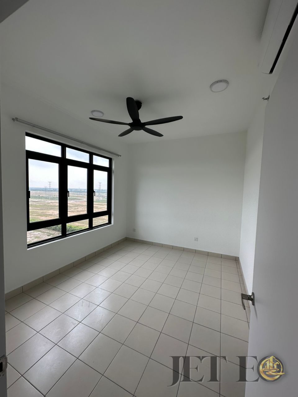 The Amber Residence Kota Kemuning Studio Unit - photo 4