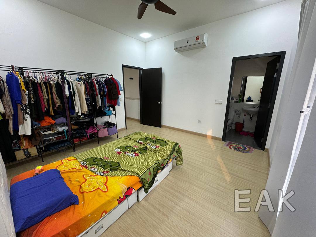 Sewa Kyra Bandar Bukit Raja Double Storey - photo 4