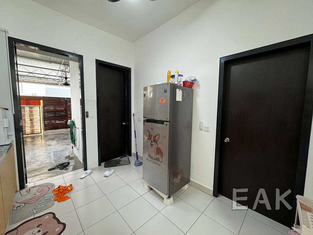 Sewa Kyra Bandar Bukit Raja Double Storey - photo 8