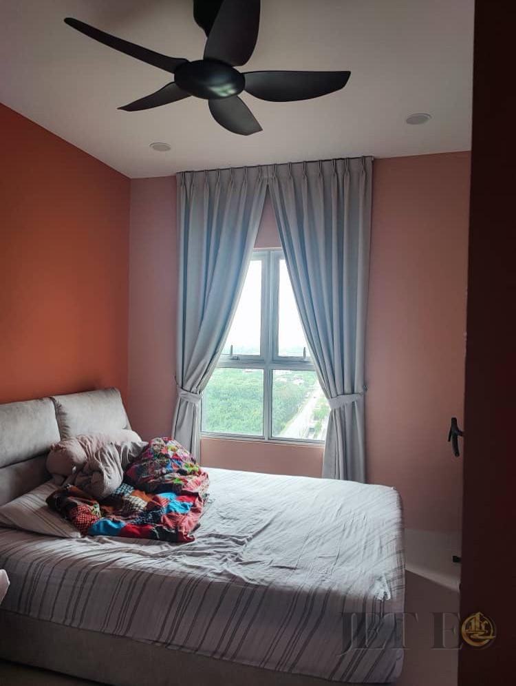 Fully Furnished Tropicana Aman 1 Residence - photo 5