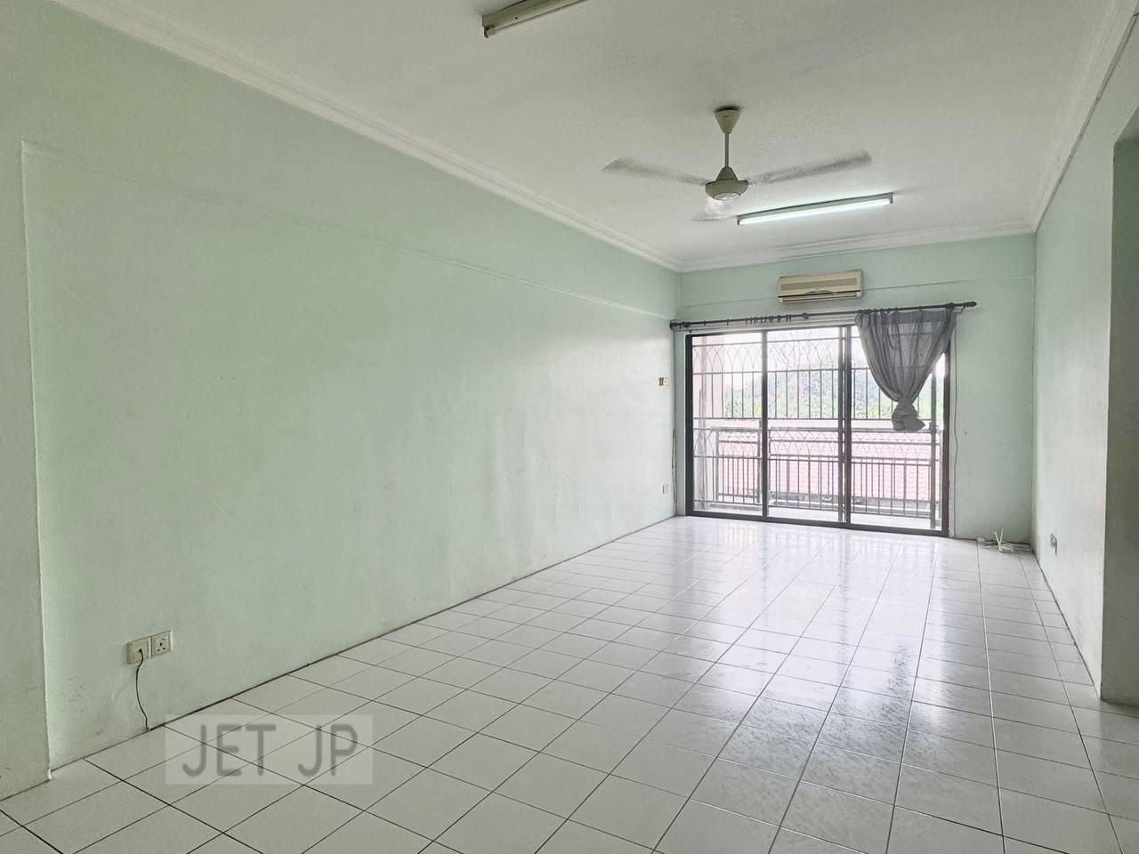1150sqft Prima Bayu Apartment - photo 3