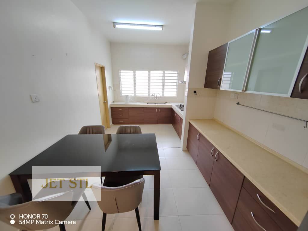 Setia Impian 4 Double Storey Good Condition - photo 6
