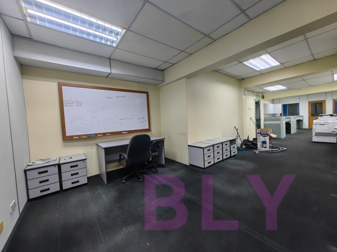 Limited Unit Bukit Tinggi 1 Klang Shop Lot - photo 4