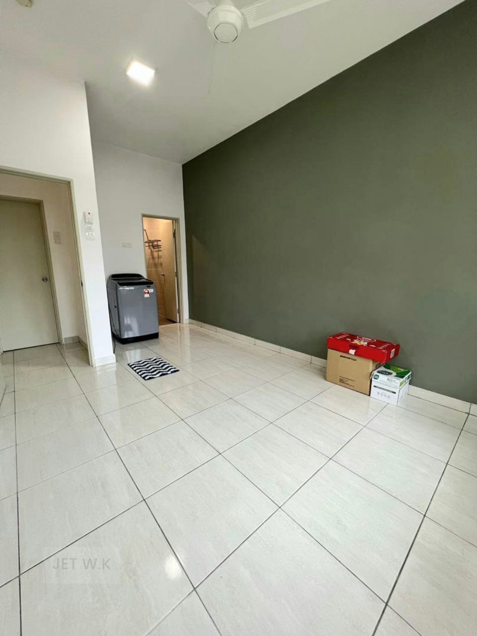Pool View Bsp 21 Service Residence Bandar Saujana - photo 8