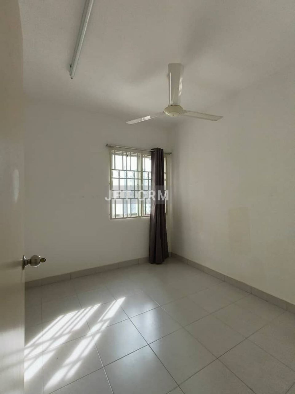 Setia Intan Setia Alam Apartment - photo 3