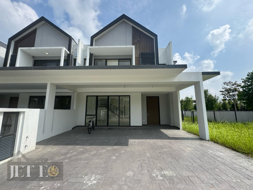 Luxura Residence Twe ...