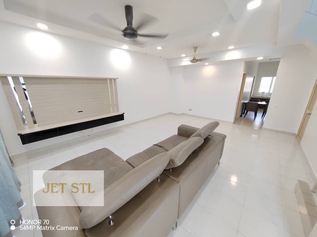 Setia Impian 4 Double Storey Good Condition - photo 8