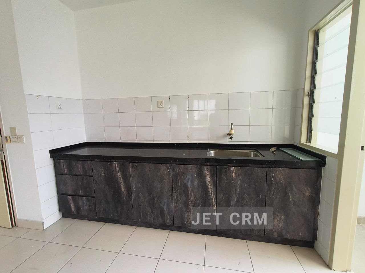 920sqft Seri Baiduri Apartment Setia Alam - photo 4