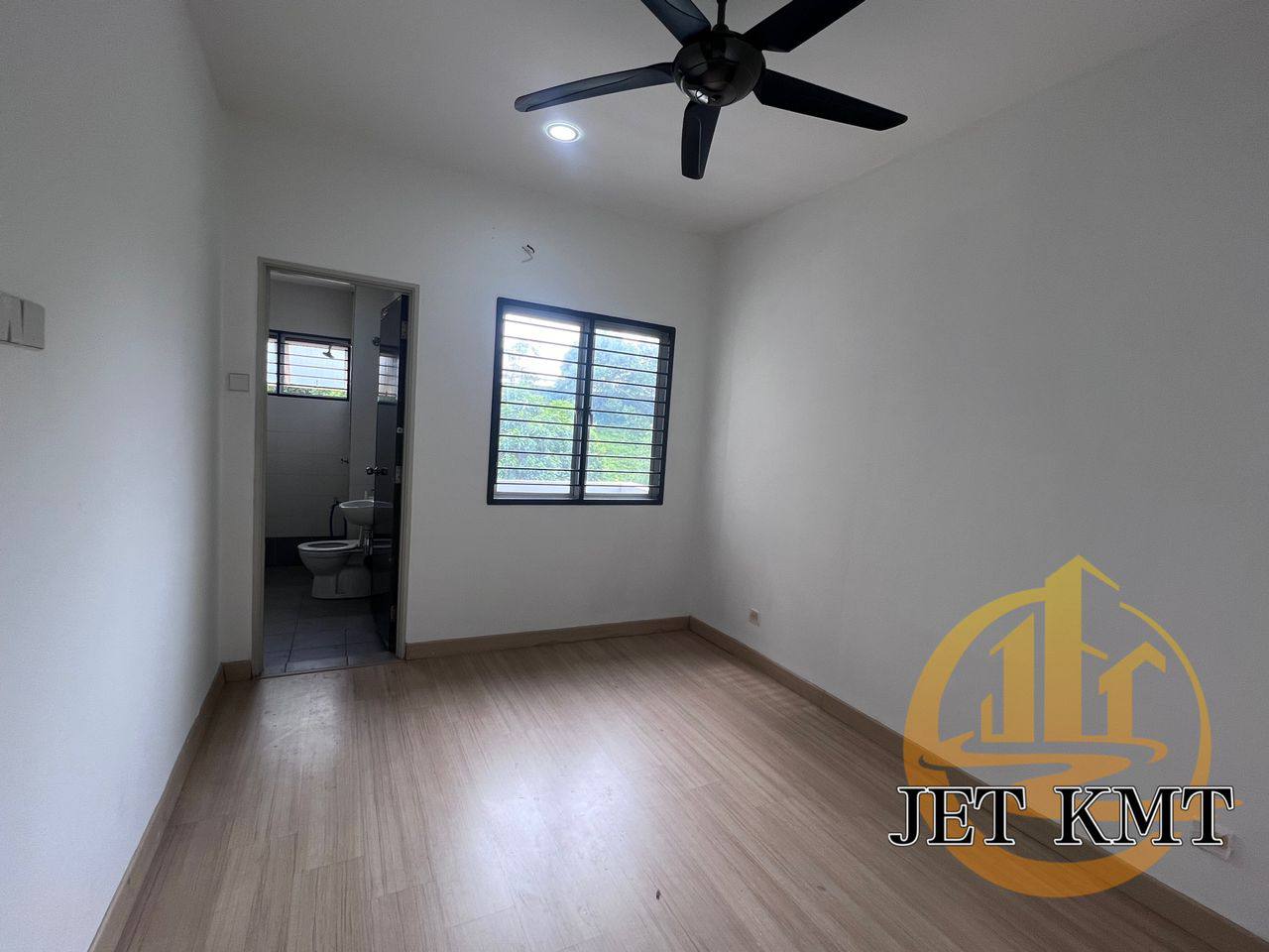 Corner Unit Bandar Bukit Raja Double Storey - photo 5