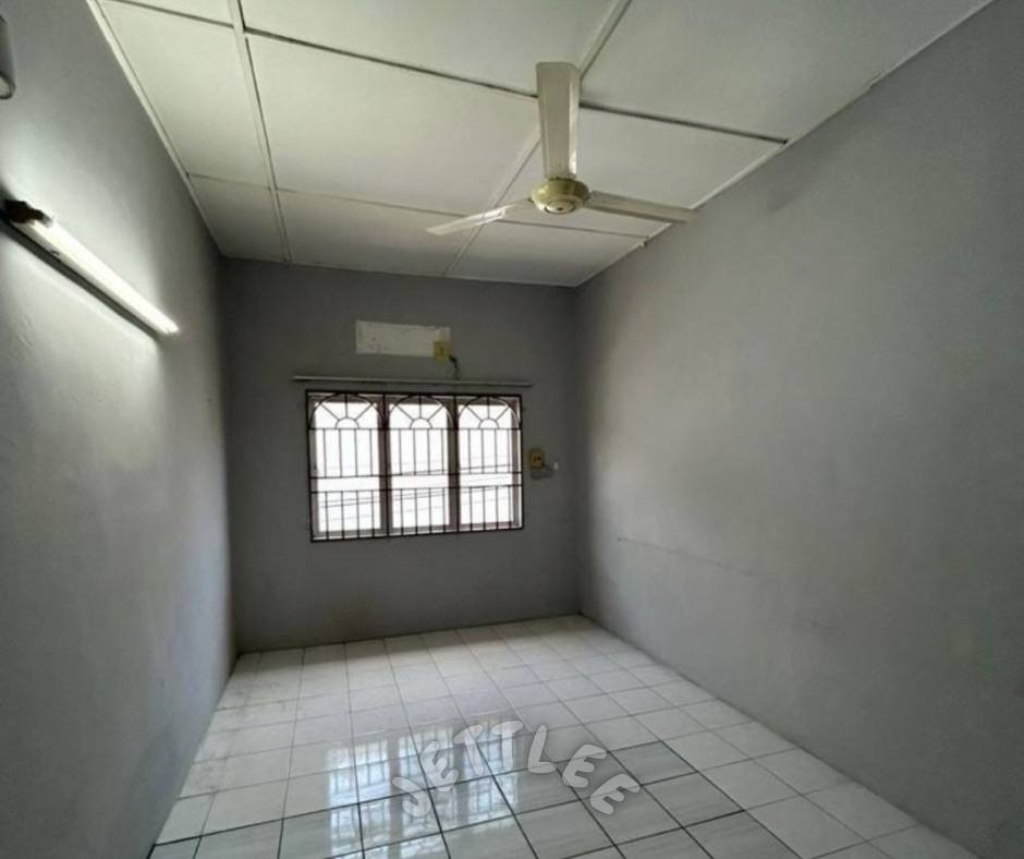 20x75 Taman Bayu Perdana Klang Double Storey - photo 4