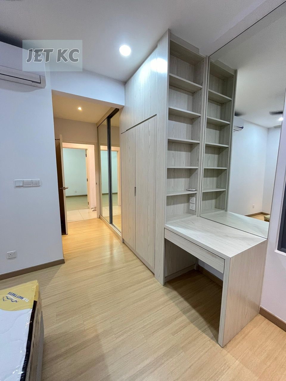 Sewa Adria Gravit8 Klang Service Apartment - photo 8