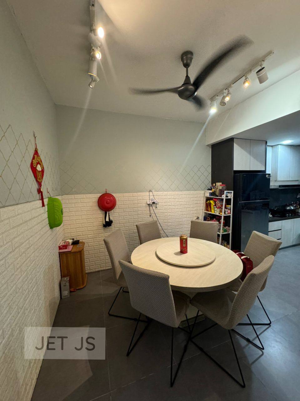 Bandar Puteri Klang Double Storey Renovated Unit - photo 2