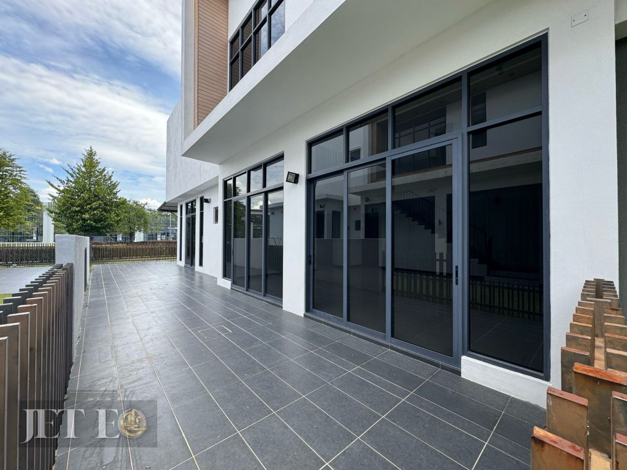 Brand New unit Eco Sanctuary Monterey Regio Villa - photo 3