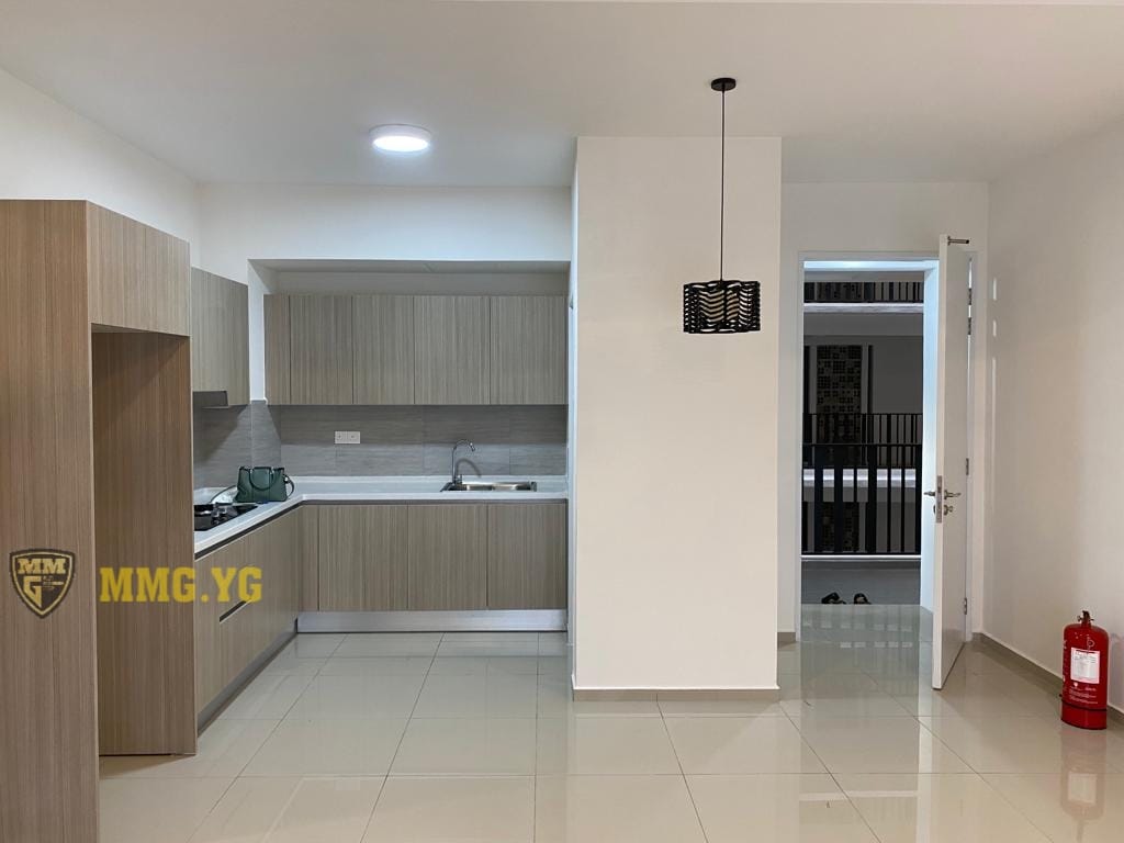 Pool View Gravit8 Residence Below Market Price - photo 5
