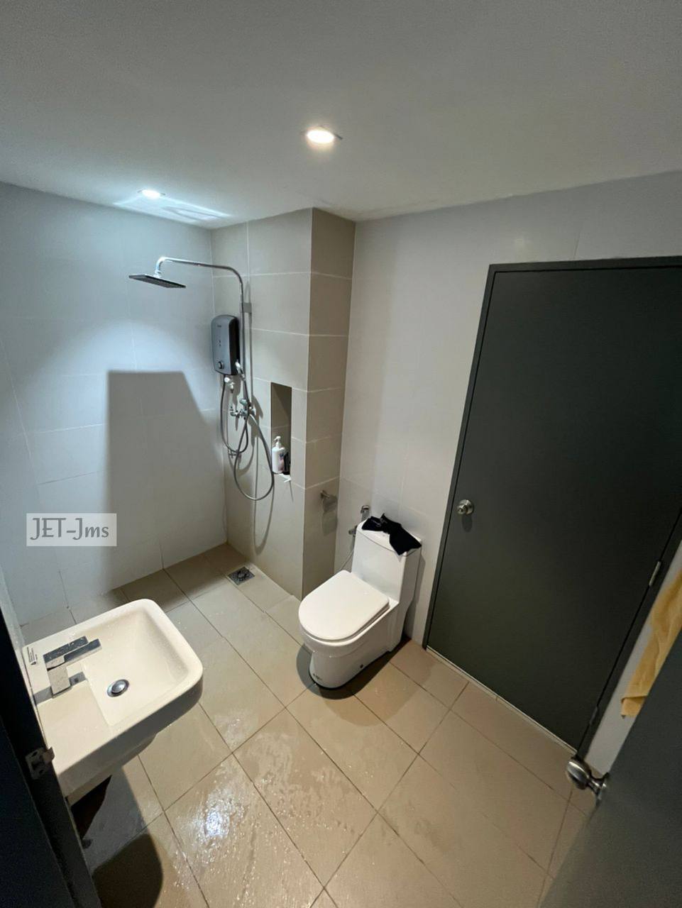 Bare Unit Trio By Setia Bukit Tinggi Klang - photo 3