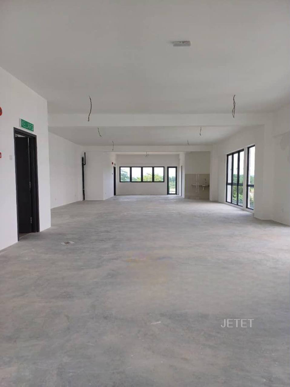 Corner Shop Office EduSentral Setia Alam - photo 3
