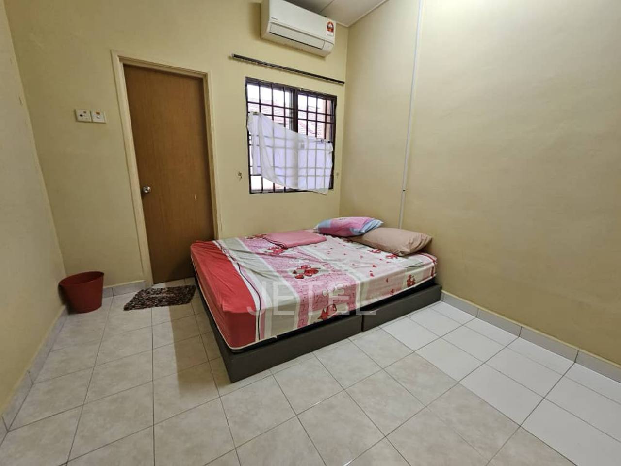 Bandar Botanic Kiara Double Storey Renovated Unit - photo 4