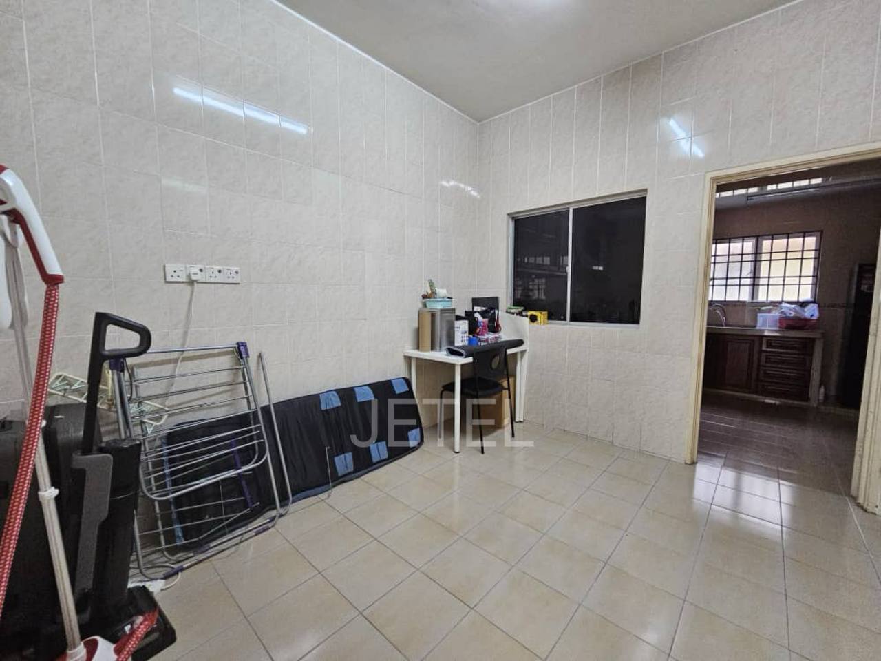 Bandar Botanic Kiara Double Storey Renovated Unit - photo 9