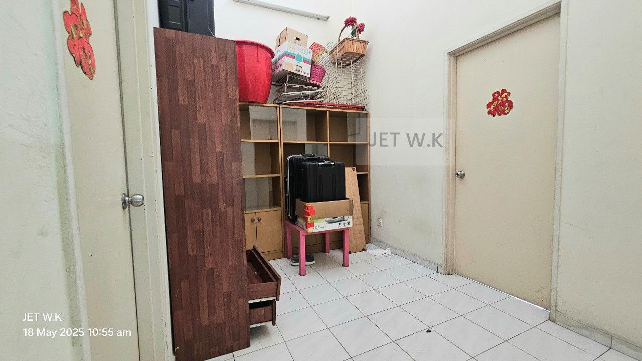 Angsana Bandar Botanic Double Storey House - photo 8