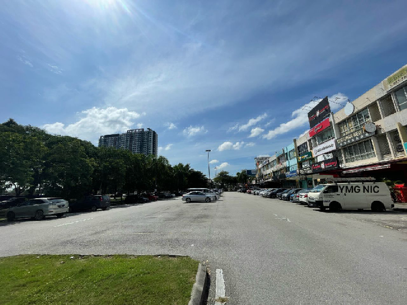Bandar Botanic Klang Facing Gm Wholesale City Shop Lot - photo 2