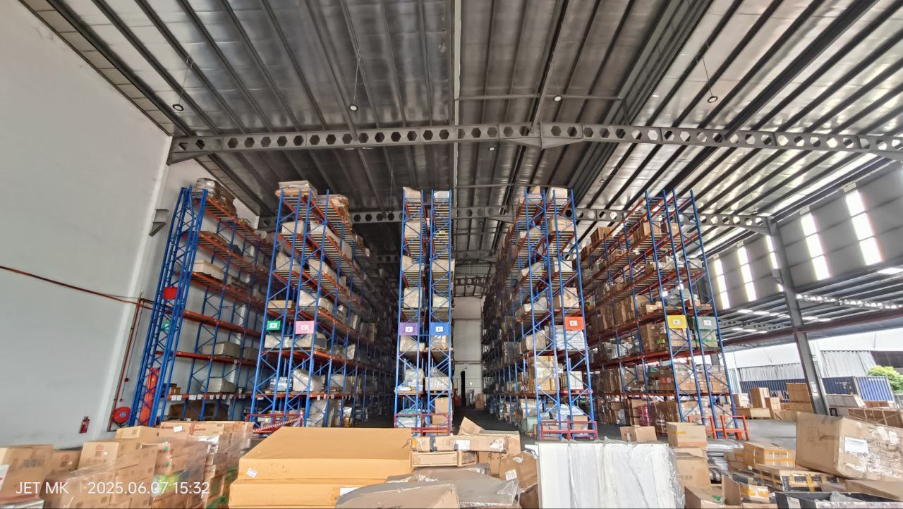 Sewa Pandamaran Port Klang Semi D Factory - photo 3