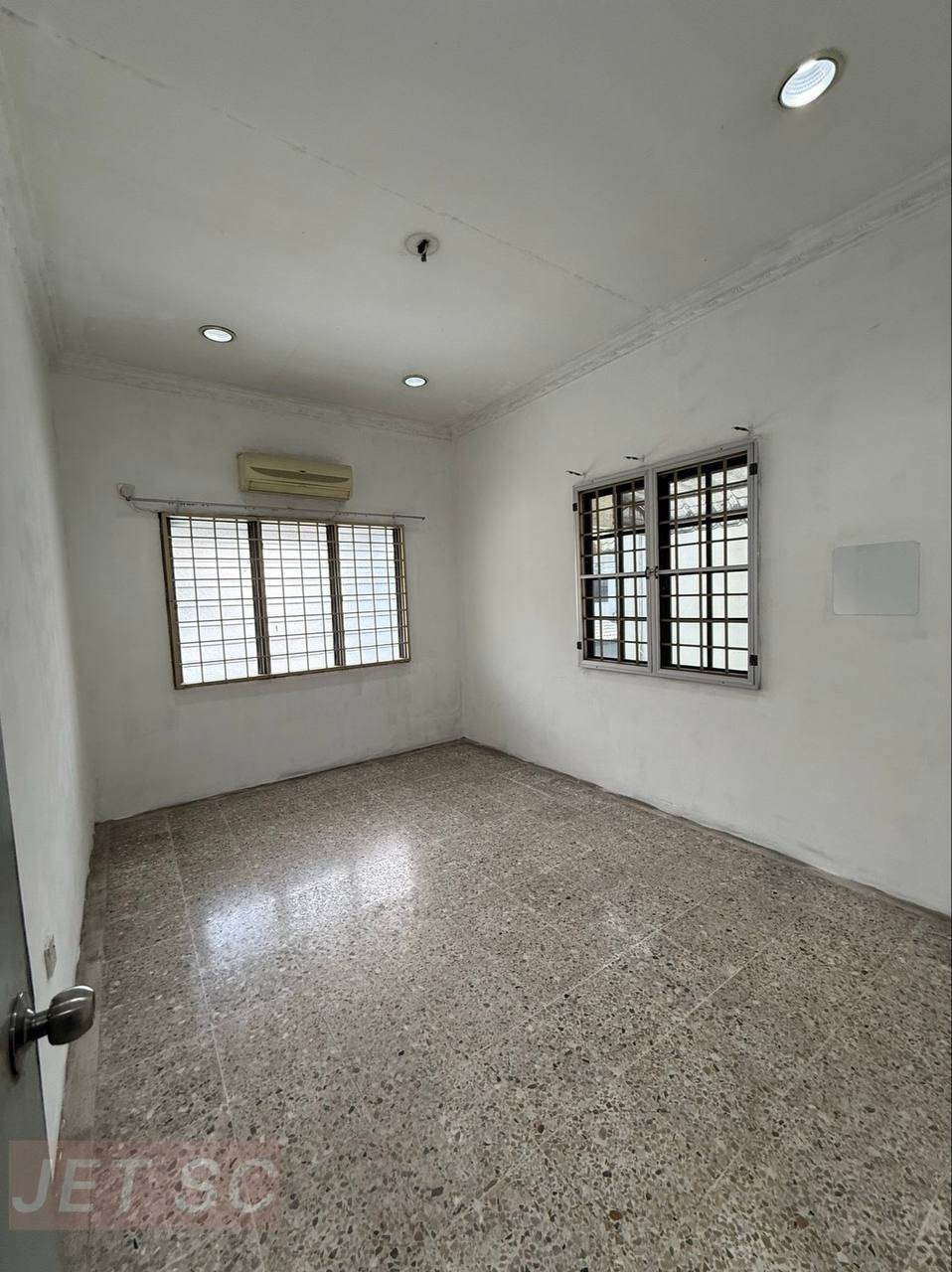 Below Market Price Bayu Perdana Klang Double Store - photo 2