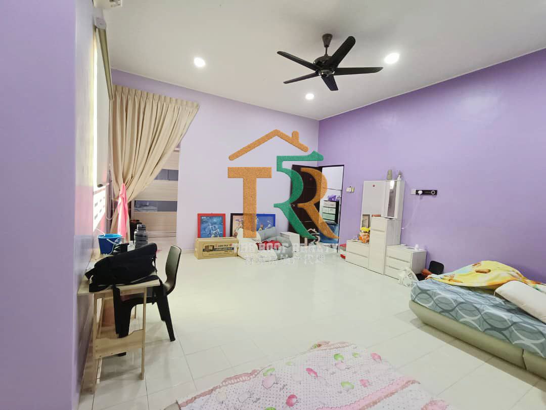 Double Storey Semi-D For Sale, Jalan Junid Muar - photo 9