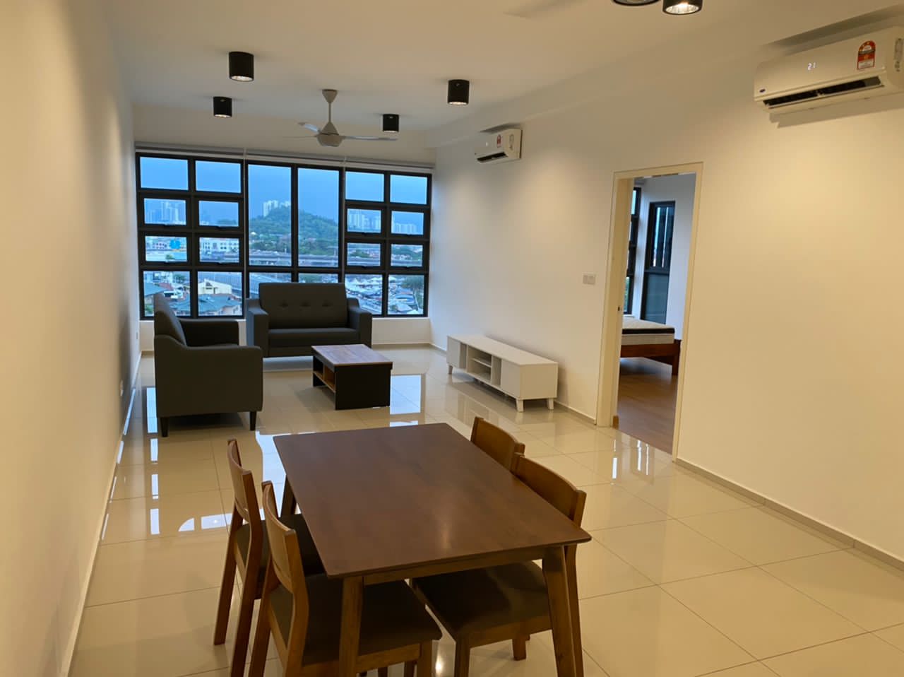 EkoCheras Service Apartment - photo 2
