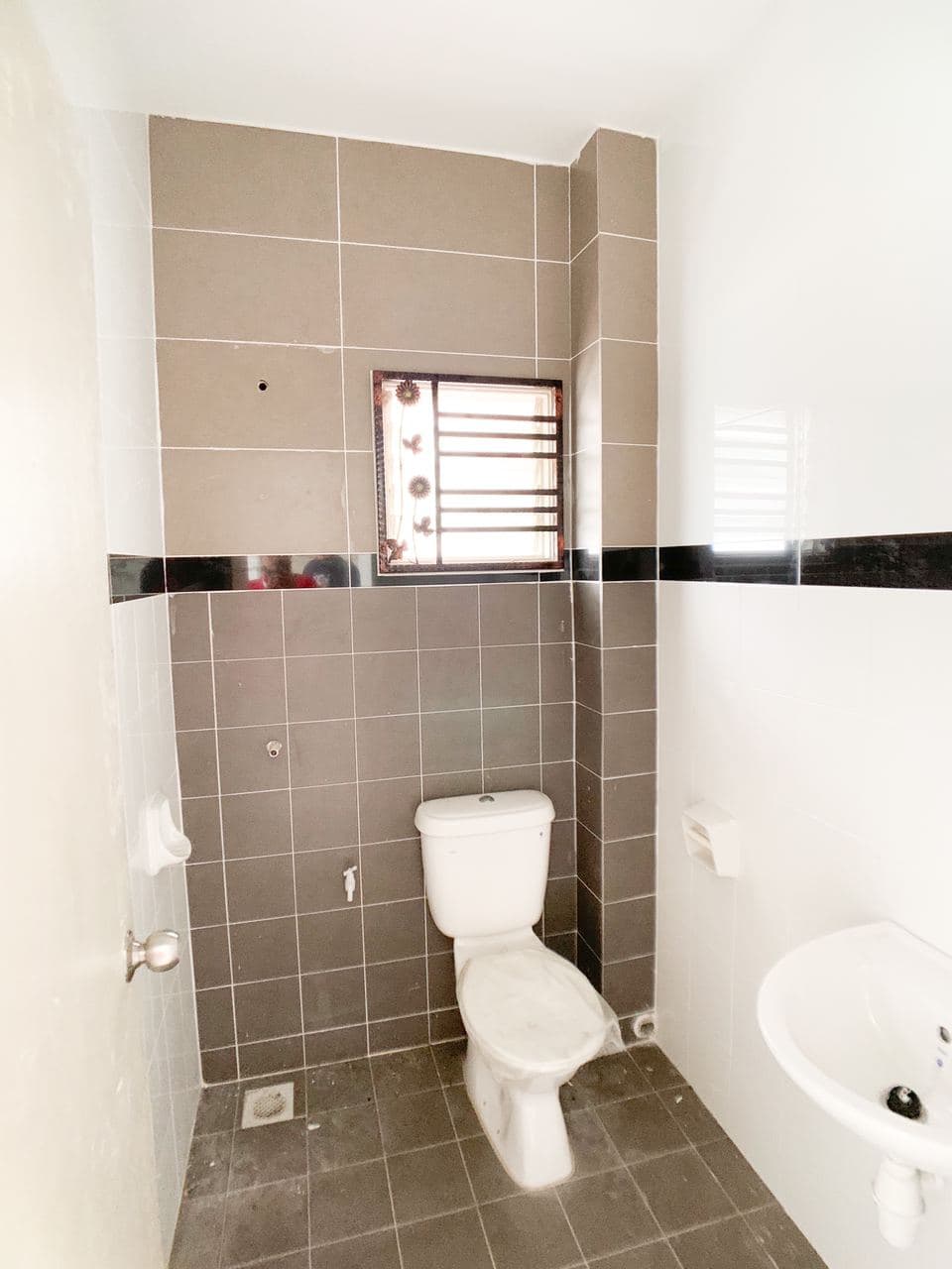 2 Storey Semi-D Cluster Corner Lot, Alam Suria - photo 8