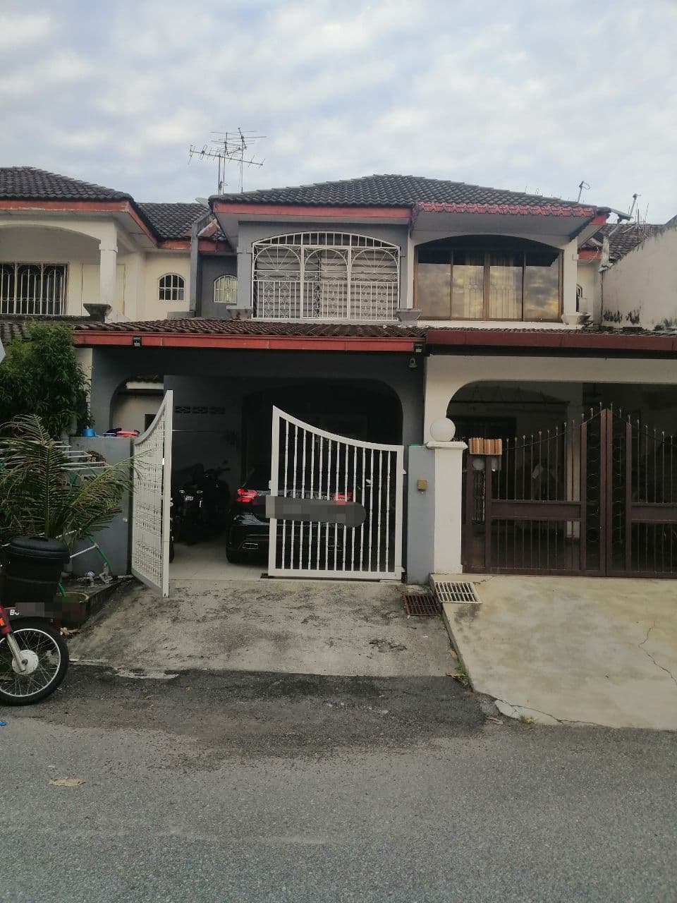 Double Storey House, Taman Seri Gombak Fasa 8