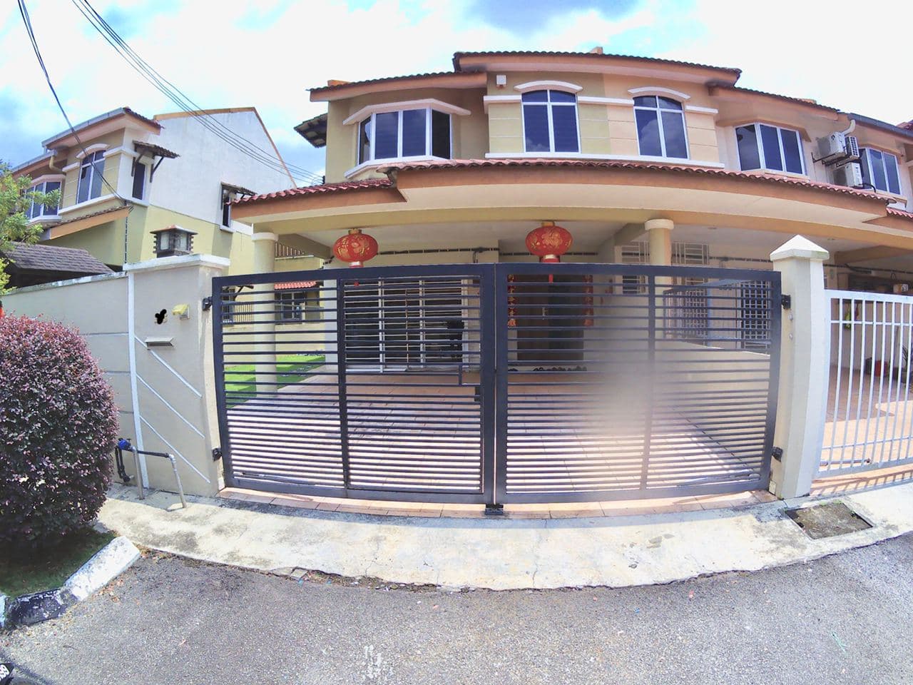DOUBLE STOREY HOUSE TERRACE, TAMAN SRI PUTRA MAS - photo 1
