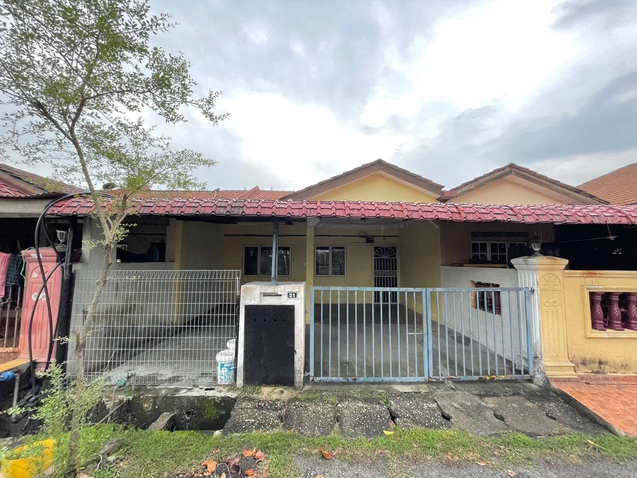 Single Storey Terace Taman Meru Aman, Klang