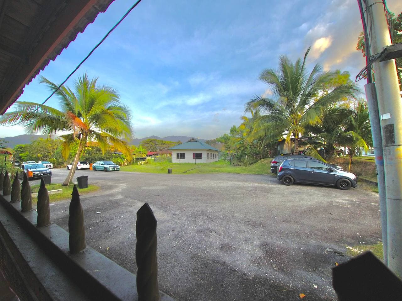 2 Storey Terrace Corner Lot, Jln Mahagoni 1C - photo 2