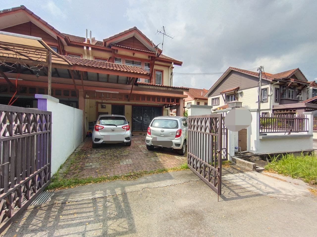 Double Storey Terrace Aspira, Bandar Bukit Raja - photo 1