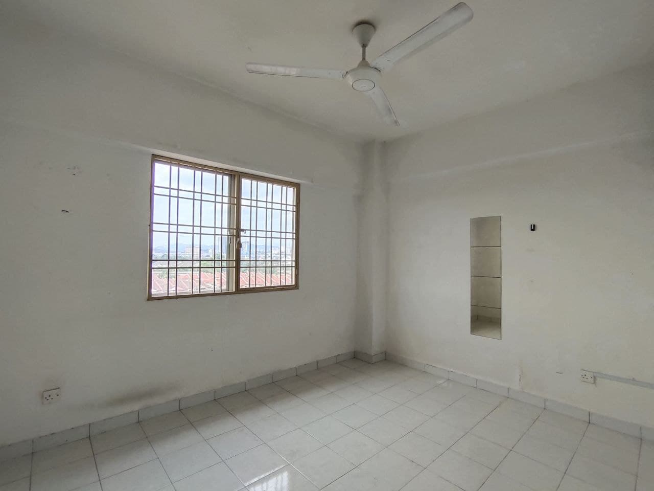 Sri Dahlia Apartment Taman Sepakat Indah 2 - photo 3