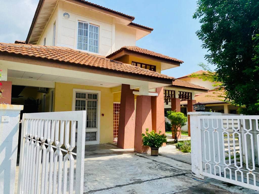 2 Storey Bungalow Bandar Bukit Mahkota Bangi