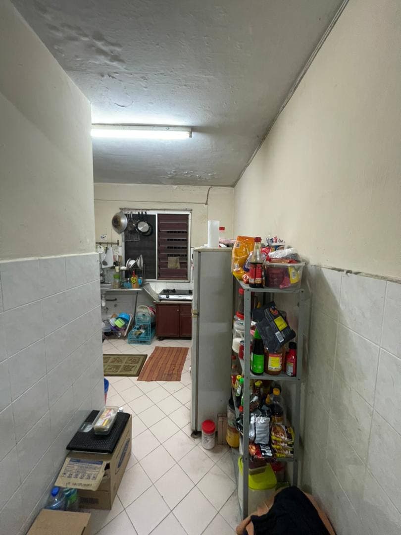 Flat PKNS, Seksyen 7, Shah Alam - photo 3