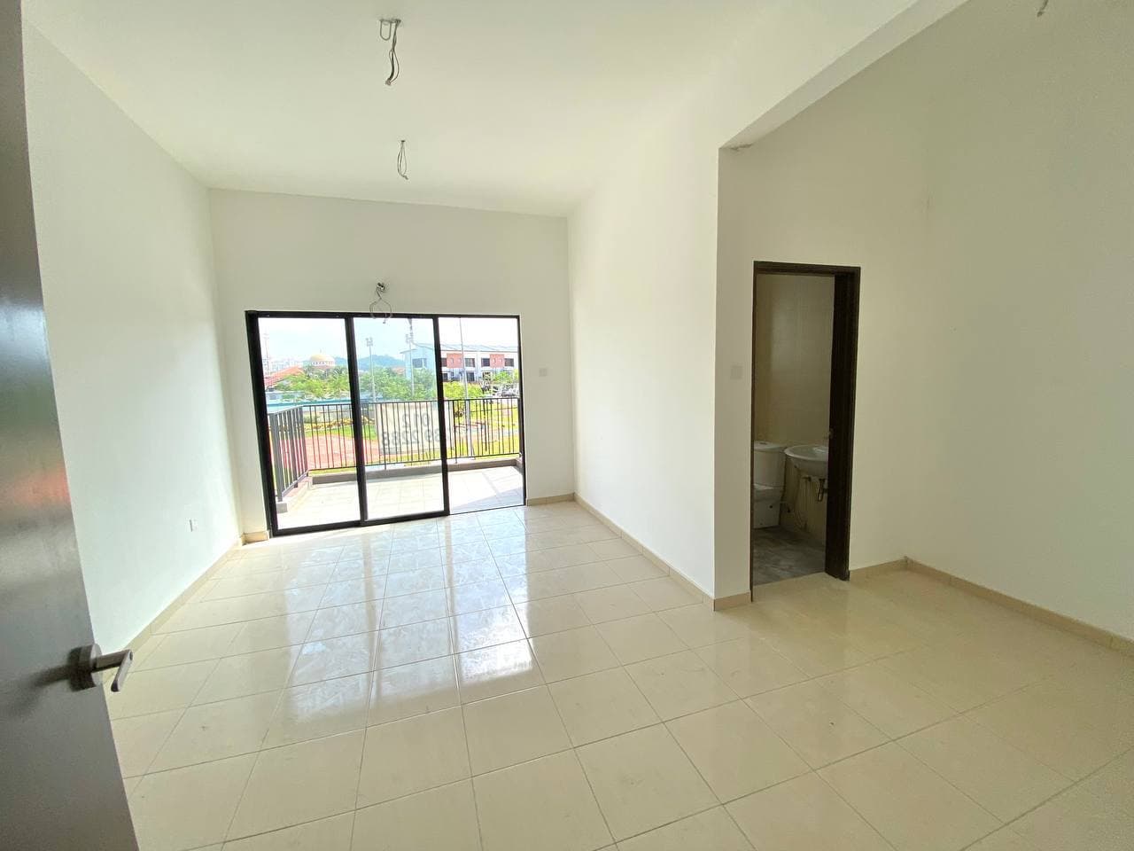 3 Storey Myra Meranti, Puchong - photo 4
