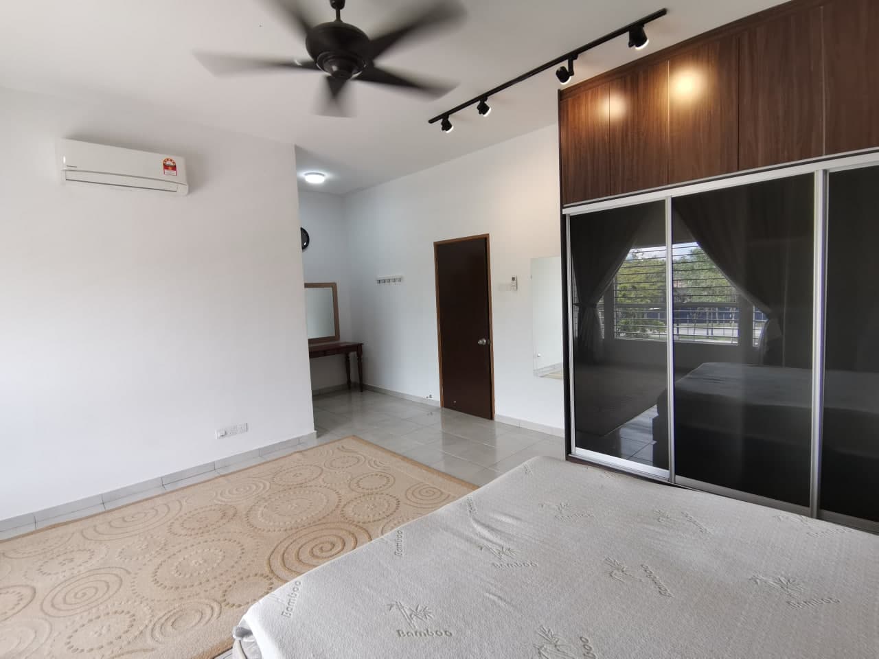 Double Storey Terrace Acacia, Serene Heights Bangi - photo 4