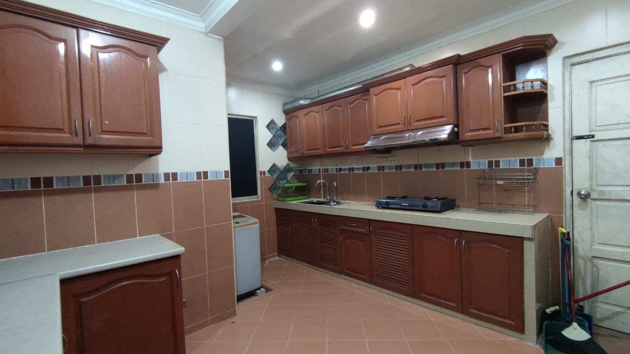 Apartment Resak, Puncak Perdana, Seksyen U10 - photo 3