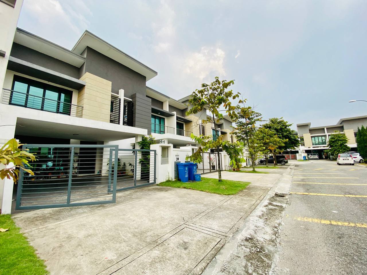 Double Storey Terrace Zircona Alam Impian