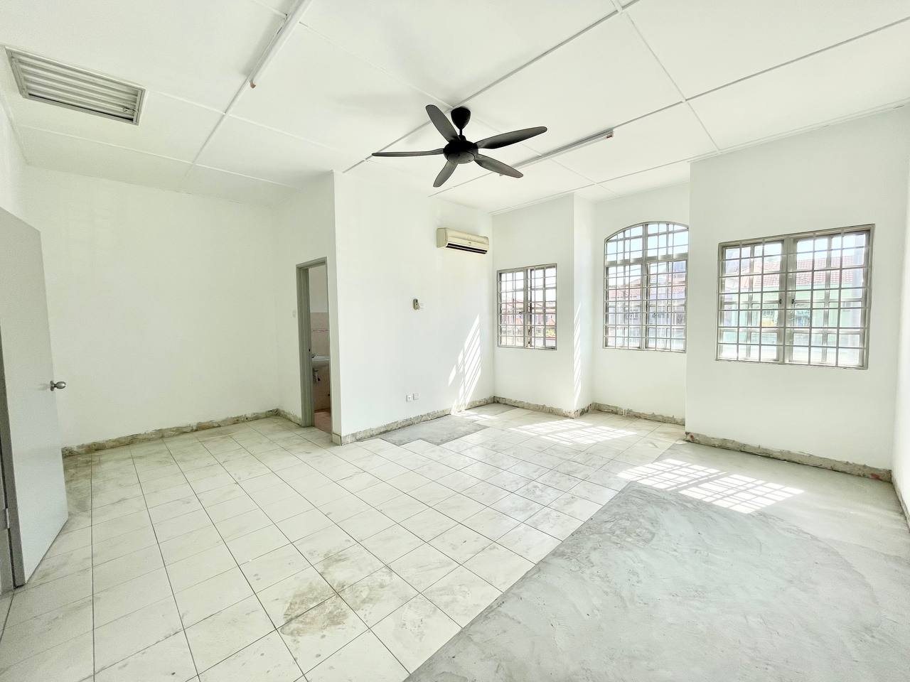Double Storey House Jalan Pending 1 Bandar Puteri - photo 7