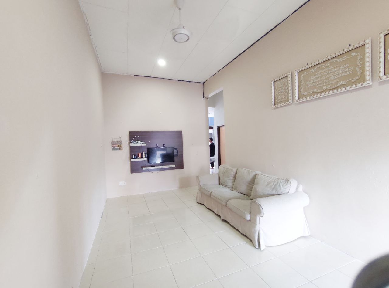 Single Storey Terrace Jalan Ruyung, Kg Tok Muda - photo 6