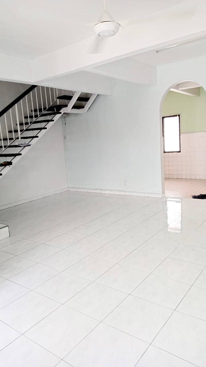 Double Storey Terrace House, Taman Rawang Perdana