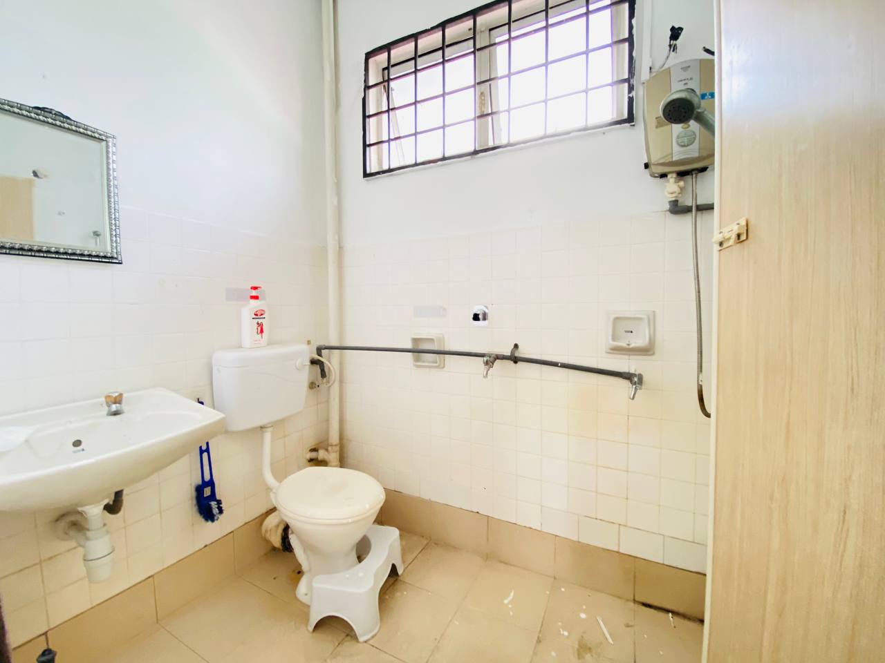 Double Storey, Taman Puchong Indah, Puchong - photo 8