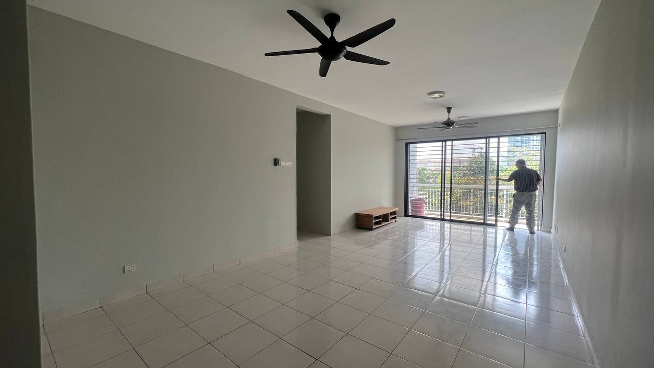 Laman Tasik Condominium, Sri Permaisuri